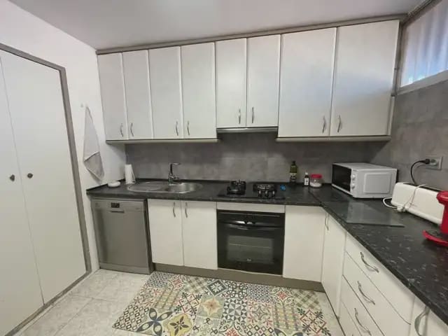 3 soveværelse Lejlighed til leje i Alicante by med garage - € 1.500 (Ref: 9941574)