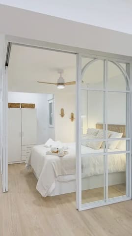 Studio for rent in Ensanche - Diputacion, Alicante / Alacant city - € 1,500 (Ref: 9941635)
