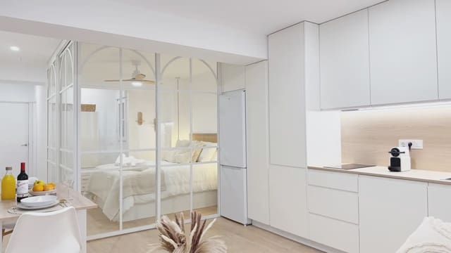 Studio for rent in Ensanche - Diputacion, Alicante / Alacant city - € 1,500 (Ref: 9941635)