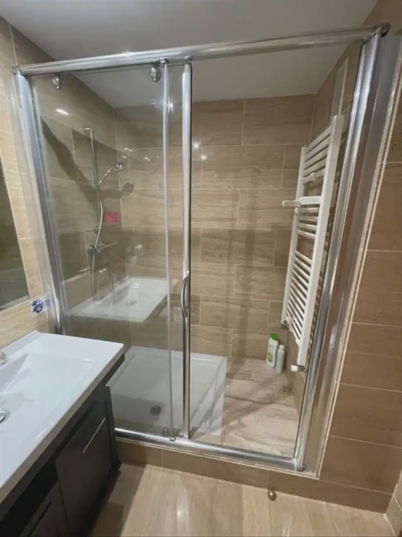 2 Zimmer Wohnung zu vermieten in Alicante / Alacant Stadt mit Pool Garage - 1.800 € (Ref: 9945002)