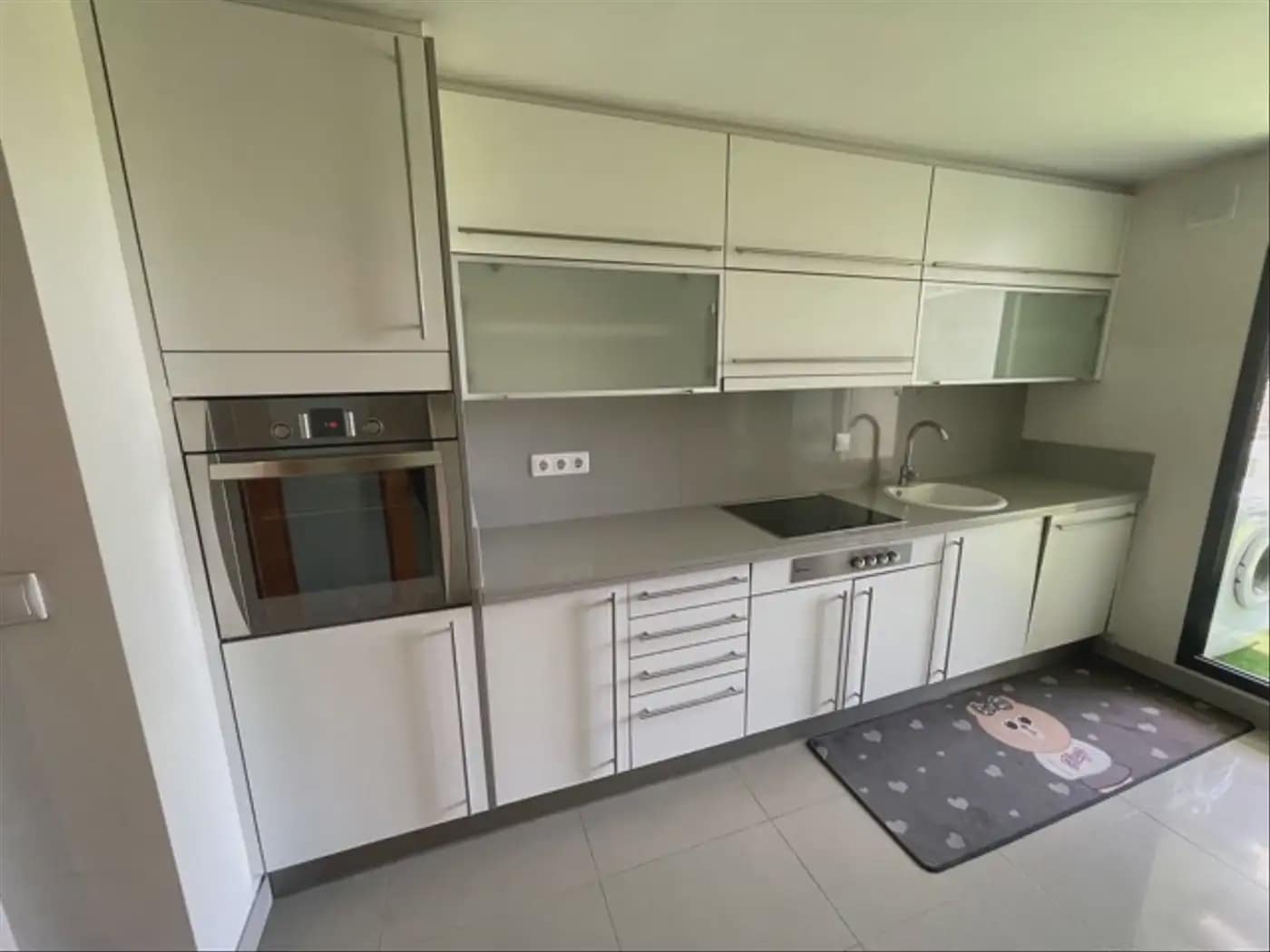 2 Zimmer Wohnung zu vermieten in Alicante / Alacant Stadt mit Pool Garage - 1.800 € (Ref: 9945002)