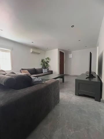 3 soverom Leilighet til salgs i Virgen del Remedio - Parque lo Morant, Alicante by - € 120 000 (Ref: 9946811)