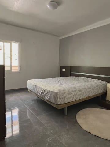 3 soverom Leilighet til salgs i Virgen del Remedio - Parque lo Morant, Alicante by - € 120 000 (Ref: 9946811)