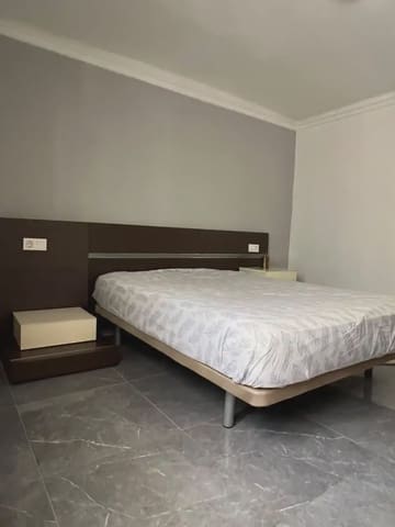 3 soverom Leilighet til salgs i Virgen del Remedio - Parque lo Morant, Alicante by - € 120 000 (Ref: 9946811)
