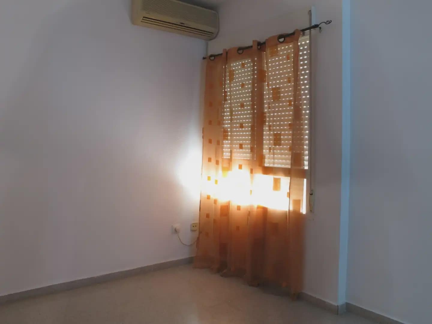 3 soveværelse Lejlighed til salg i San Vicente / Sant Vicent del Raspeig - € 230.000 (Ref: 9946875)