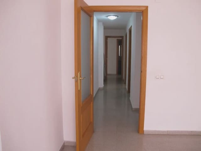 3 soveværelse Lejlighed til salg i San Vicente / Sant Vicent del Raspeig - € 230.000 (Ref: 9946875)