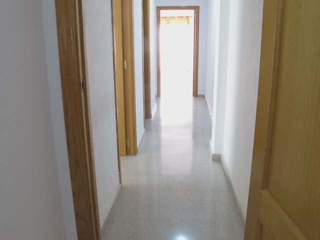 3 soveværelse Lejlighed til salg i San Vicente / Sant Vicent del Raspeig - € 230.000 (Ref: 9946875)