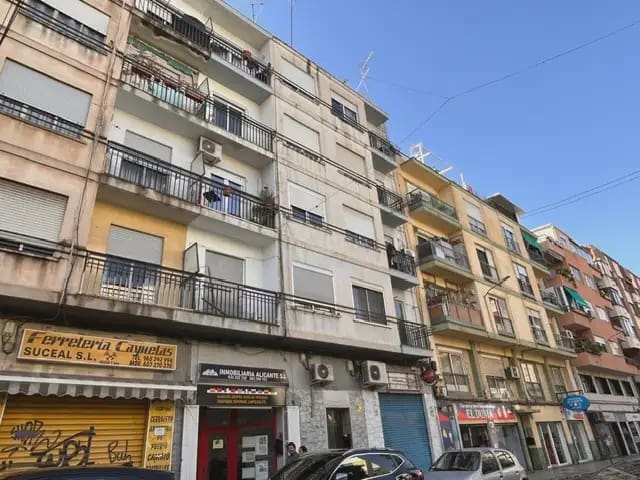 2 quarto Apartamento para venda em Alicante cidade - 134 900 € (Ref: 9953608)