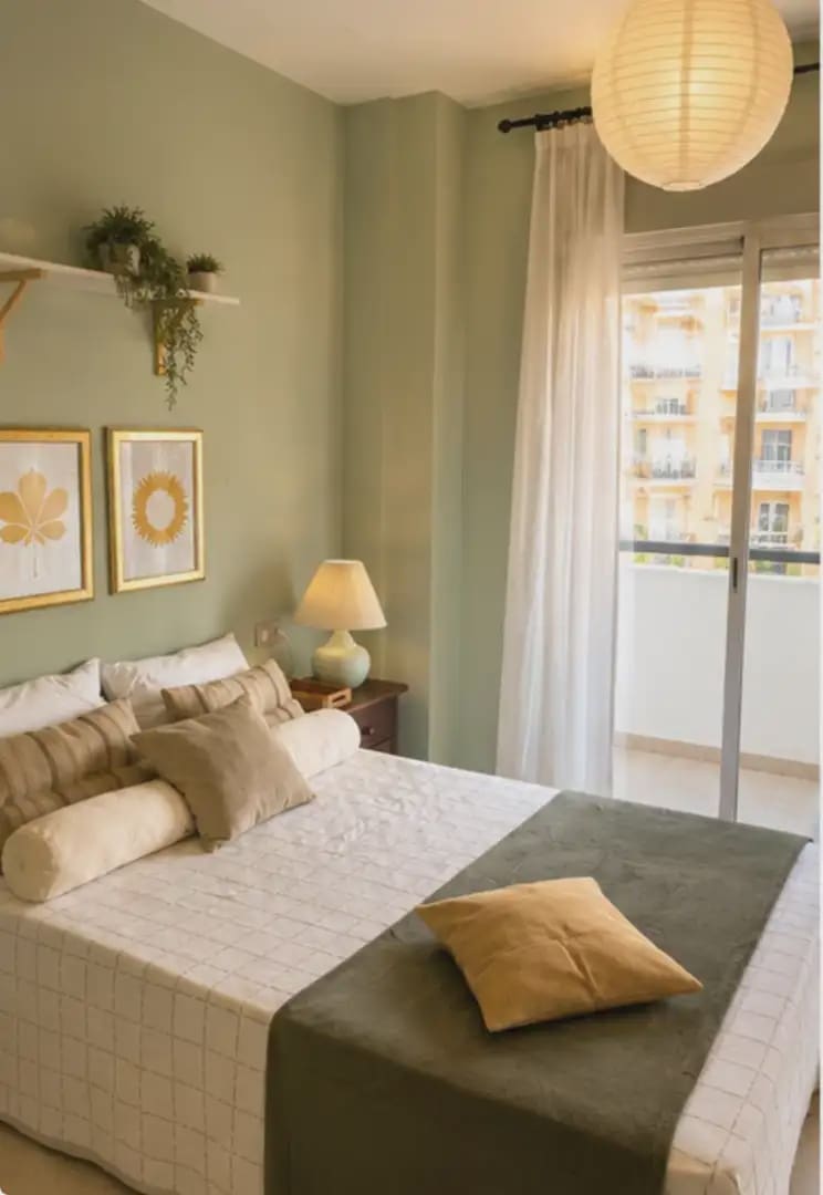 3 bedroom Flat for rent in Alicante / Alacant city with pool garage - € 1,380 (Ref: 9953609)