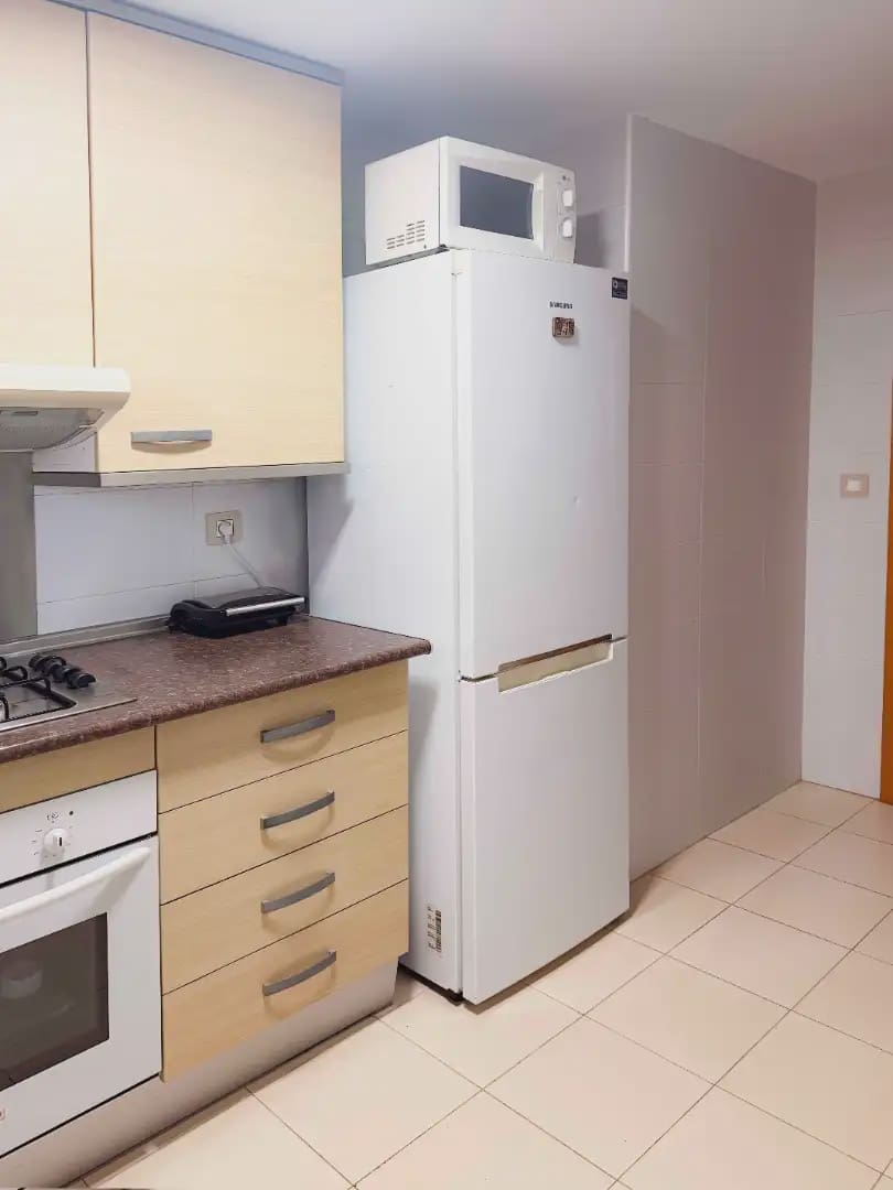 3 bedroom Flat for rent in Alicante / Alacant city with pool garage - € 1,380 (Ref: 9953609)