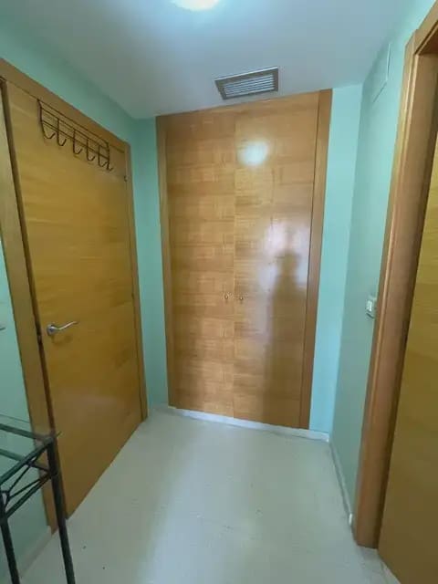 3 soverom Leilighet til leie i Alicante by med svømmebasseng garasje - € 1 380 (Ref: 9953609)