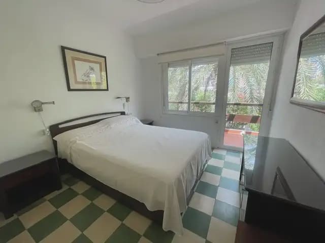 3 bedroom Terraced Villa for rent in Alicante / Alacant city with garage - € 1,600 (Ref: 9961819)