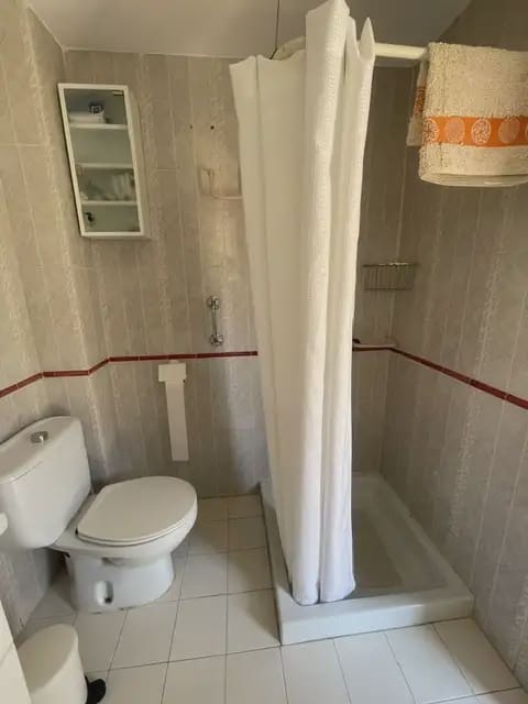 3 bedroom Terraced Villa for rent in Alicante / Alacant city with garage - € 1,600 (Ref: 9961819)