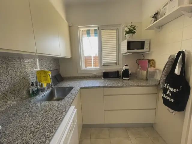 3 bedroom Terraced Villa for rent in Alicante / Alacant city with garage - € 1,600 (Ref: 9961819)