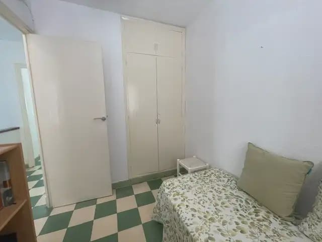 3 bedroom Terraced Villa for rent in Alicante / Alacant city with garage - € 1,600 (Ref: 9961819)
