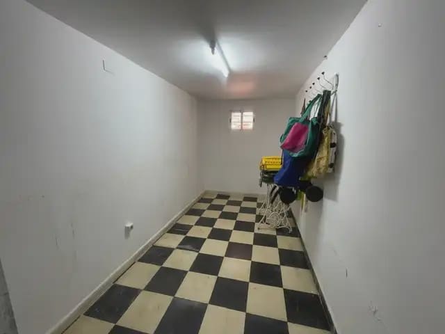 3 bedroom Terraced Villa for rent in Alicante / Alacant city with garage - € 1,600 (Ref: 9961819)