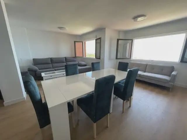 3 Zimmer Wohnung zu vermieten in El Campello mit Pool Garage - 1.700 € (Ref: 9964536)