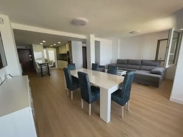 3 Zimmer Wohnung zu vermieten in El Campello mit Pool Garage - 1.700 € (Ref: 9964536)