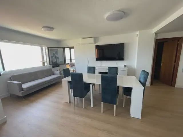 3 Zimmer Wohnung zu vermieten in El Campello mit Pool Garage - 1.700 € (Ref: 9964536)