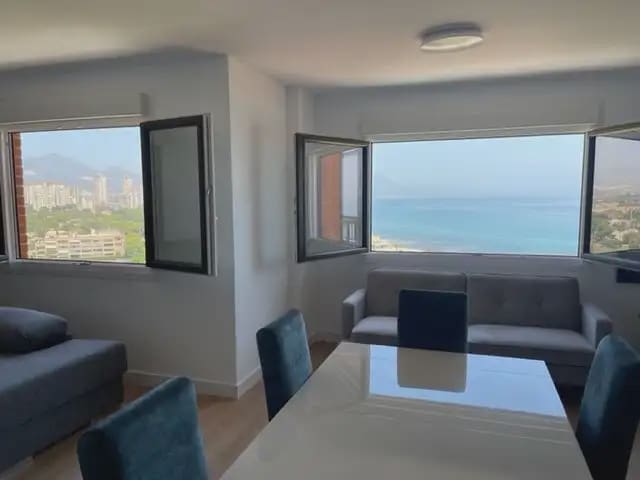 3 makuuhuone Asunto vuokrattavana paikassa Playa de Muchavista, El Campello mukana uima-altaan 
autotalli - 1 700 € (Ref: 9964536)
