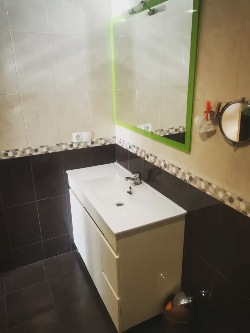 2 quarto Apartamento para arrendar em Alicante cidade com garagem - 1 190 € (Ref: 9981716)