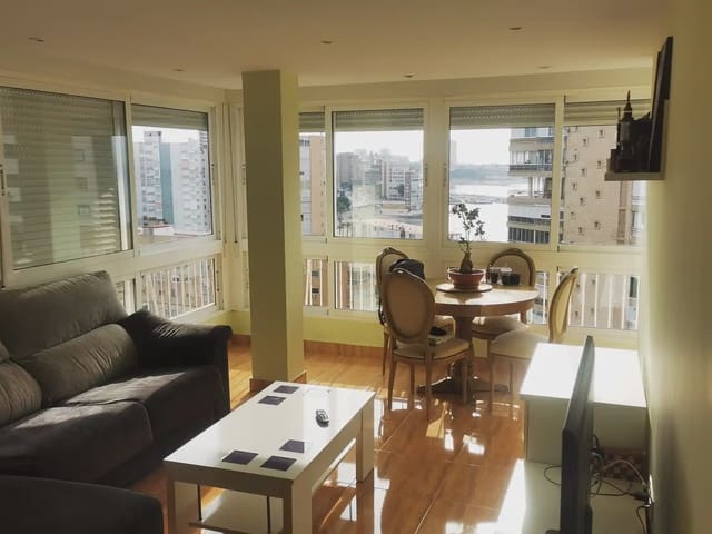 2 quarto Apartamento para arrendar em Albufereta, Alicante cidade com garagem - 1 190 € (Ref: 9981716)