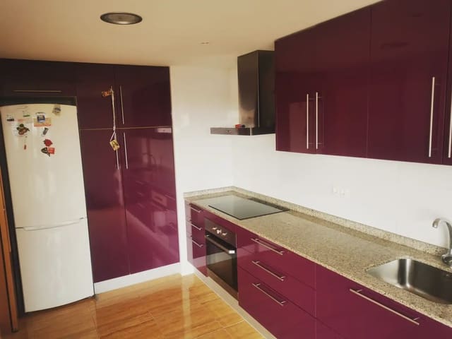 2 quarto Apartamento para arrendar em Albufereta, Alicante cidade com garagem - 1 190 € (Ref: 9981716)