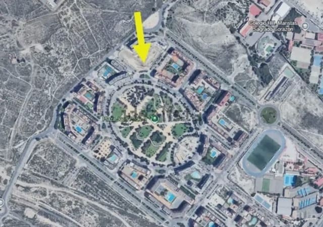 Erhverv til salg i Paus - Poligono San Blas, Alicante by - € 227.000 (Ref: 9986160)