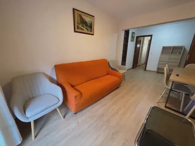 3 quarto Apartamento para arrendar em El Campello - 1 250 € (Ref: 9999468)