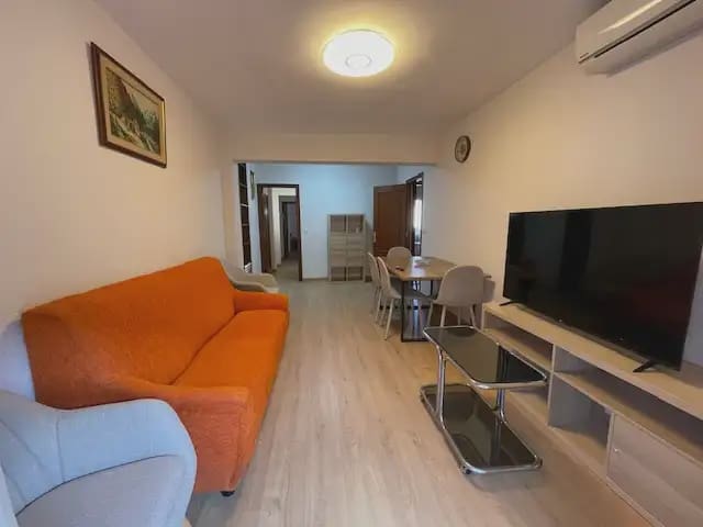 3 quarto Apartamento para arrendar em El Campello - 1 250 € (Ref: 9999468)