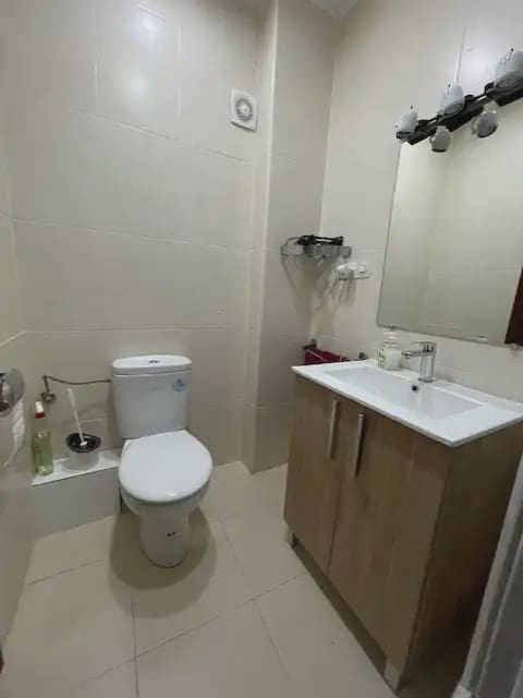 3 quarto Apartamento para arrendar em El Campello - 1 250 € (Ref: 9999468)