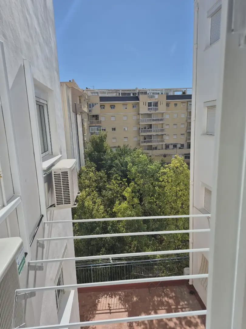 3 quarto Apartamento para arrendar em El Campello - 1 250 € (Ref: 9999468)