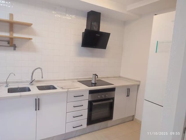 Bungalow de 4 habitaciones en Cabo de las Huertas, Alicante / Alacant ciudad en alquiler con piscina garaje - 1.800 € (Ref: 9999484)