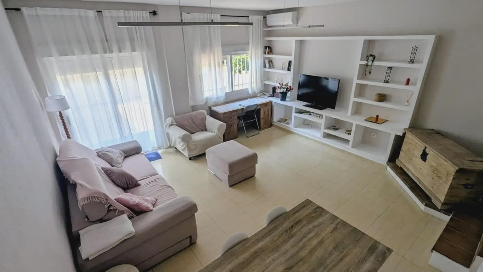 4 sypialnia Bungalow do wynajęcia w Miasto Alicante / Alacant z basenem garażem - 1 800 € (Ref: 9999484)