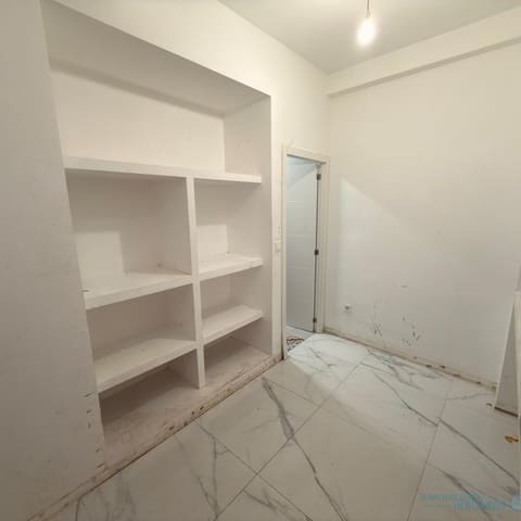 1 slaapkamer Commercieel te koop in Centro Urbano, Benidorm - € 110.000 (Ref: 9674594)