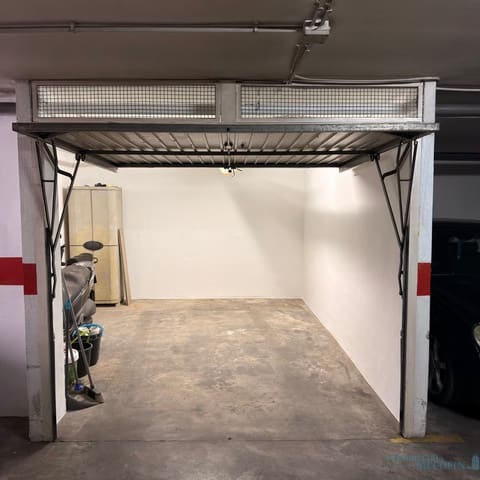 Garage for sale in Colonia Madrid, Benidorm - € 35,000 (Ref: 9674597)