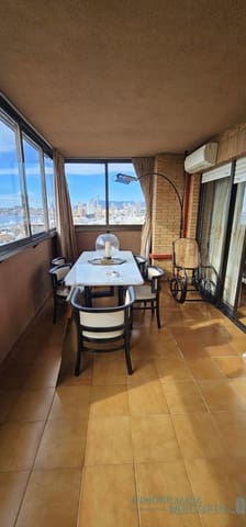 1 bedroom Flat for sale in Centro Urbano, Benidorm with pool - € 295,000 (Ref: 9674600)