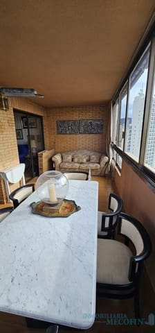 1 bedroom Flat for sale in Centro Urbano, Benidorm with pool - € 295,000 (Ref: 9674600)