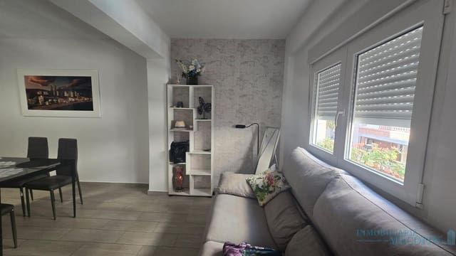 2 bedroom Flat for sale in Centro Urbano, Benidorm - € 215,000 (Ref: 9674603)