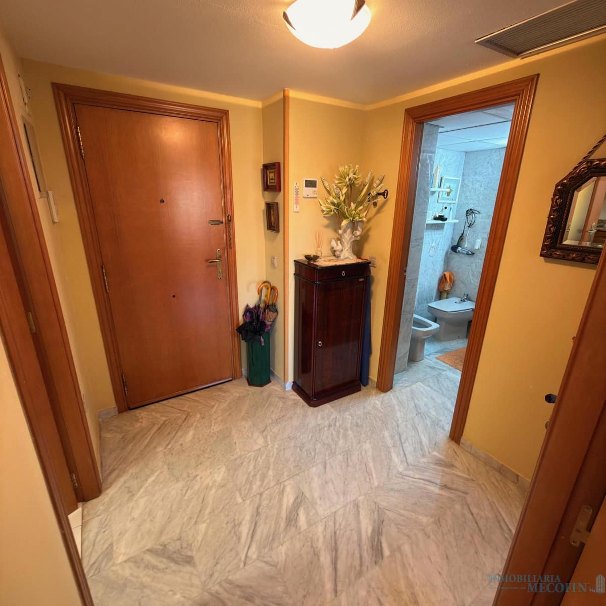 1 soverom Leilighet til salgs i Benidorm med svømmebasseng garasje - € 195 000 (Ref: 9674606)