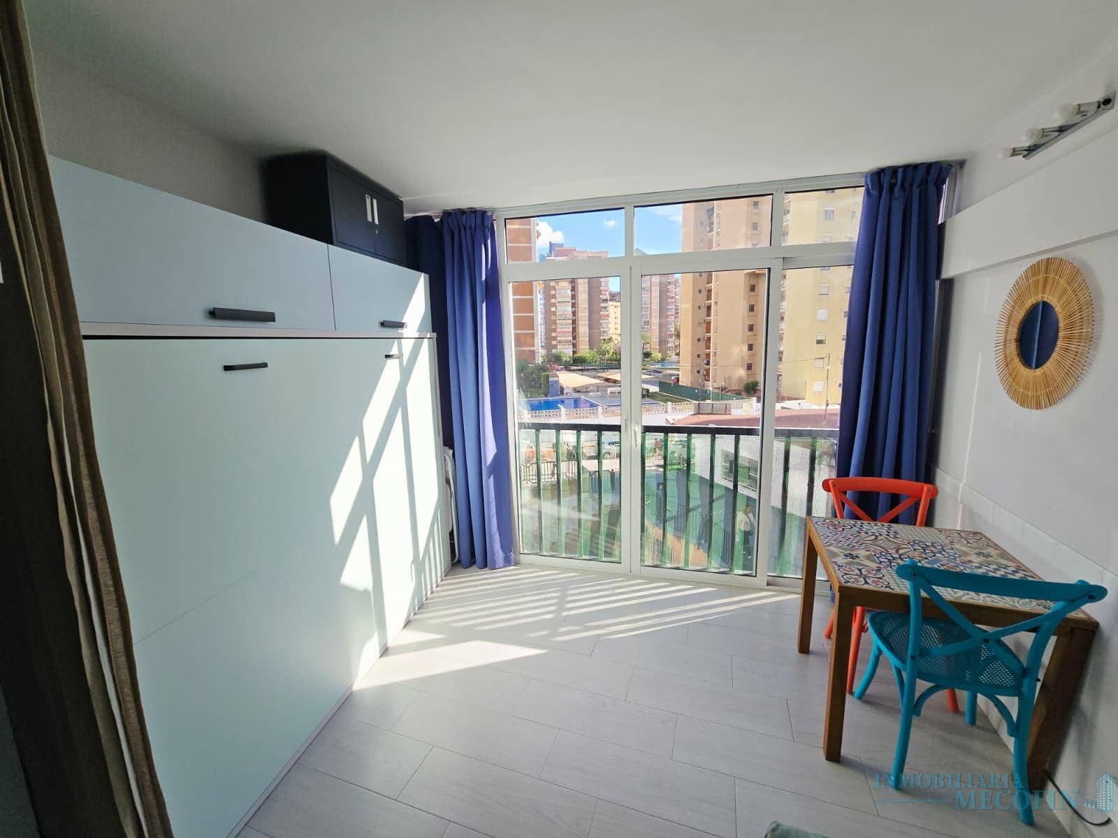 Wohnung zu verkaufen in Benidorm mit Pool - 130.000 € (Ref: 9674610)