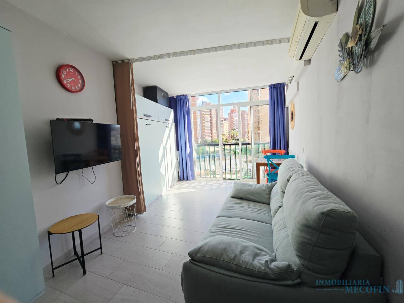Wohnung zu verkaufen in Benidorm mit Pool - 130.000 € (Ref: 9674610)