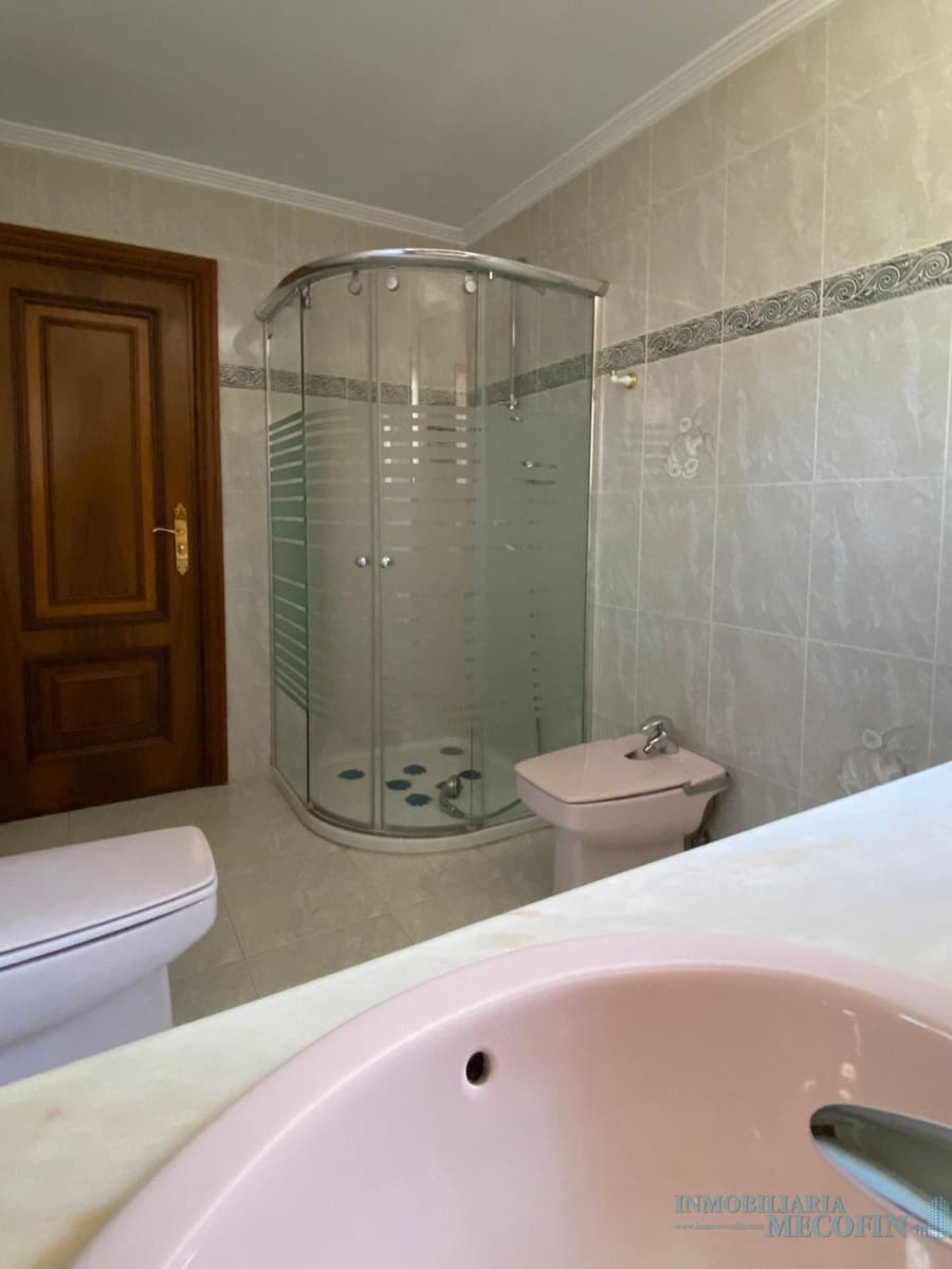 6 chambre Villa/Maison à vendre à La Nucia avec piscine garage - 625 000 € (Ref: 9674617)