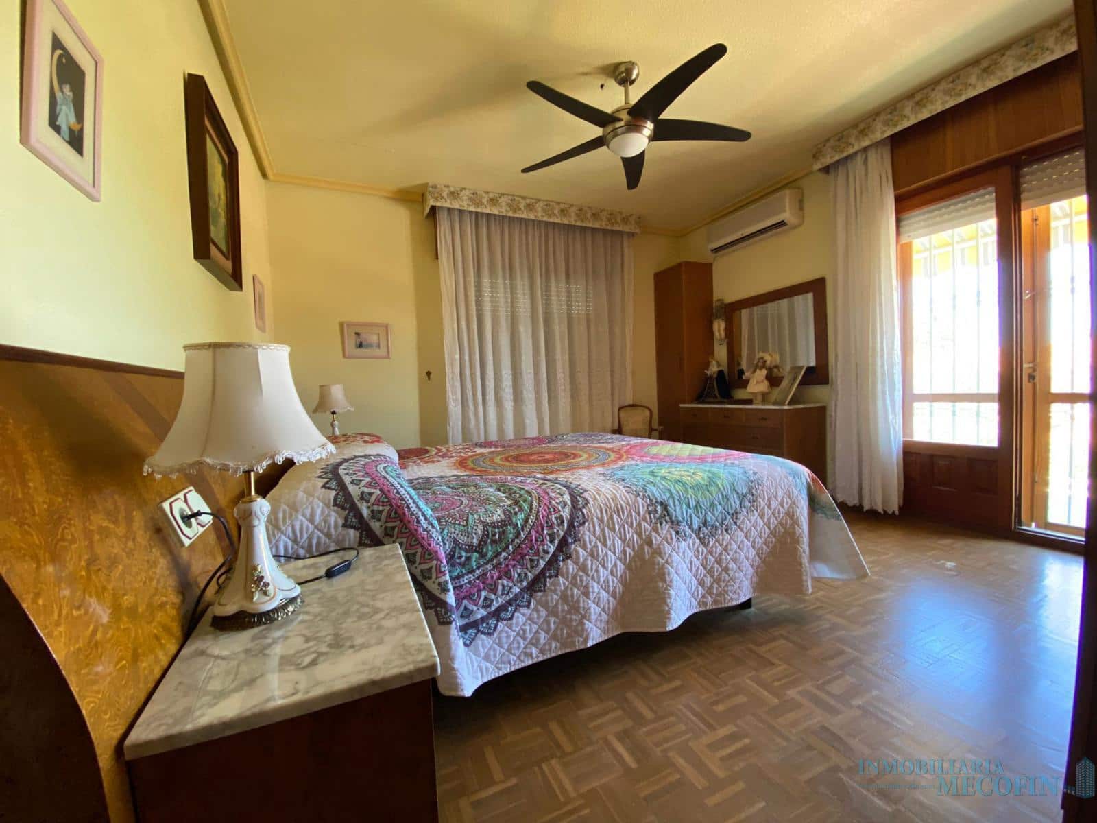 6 chambre Villa/Maison à vendre à La Nucia avec piscine garage - 625 000 € (Ref: 9674617)