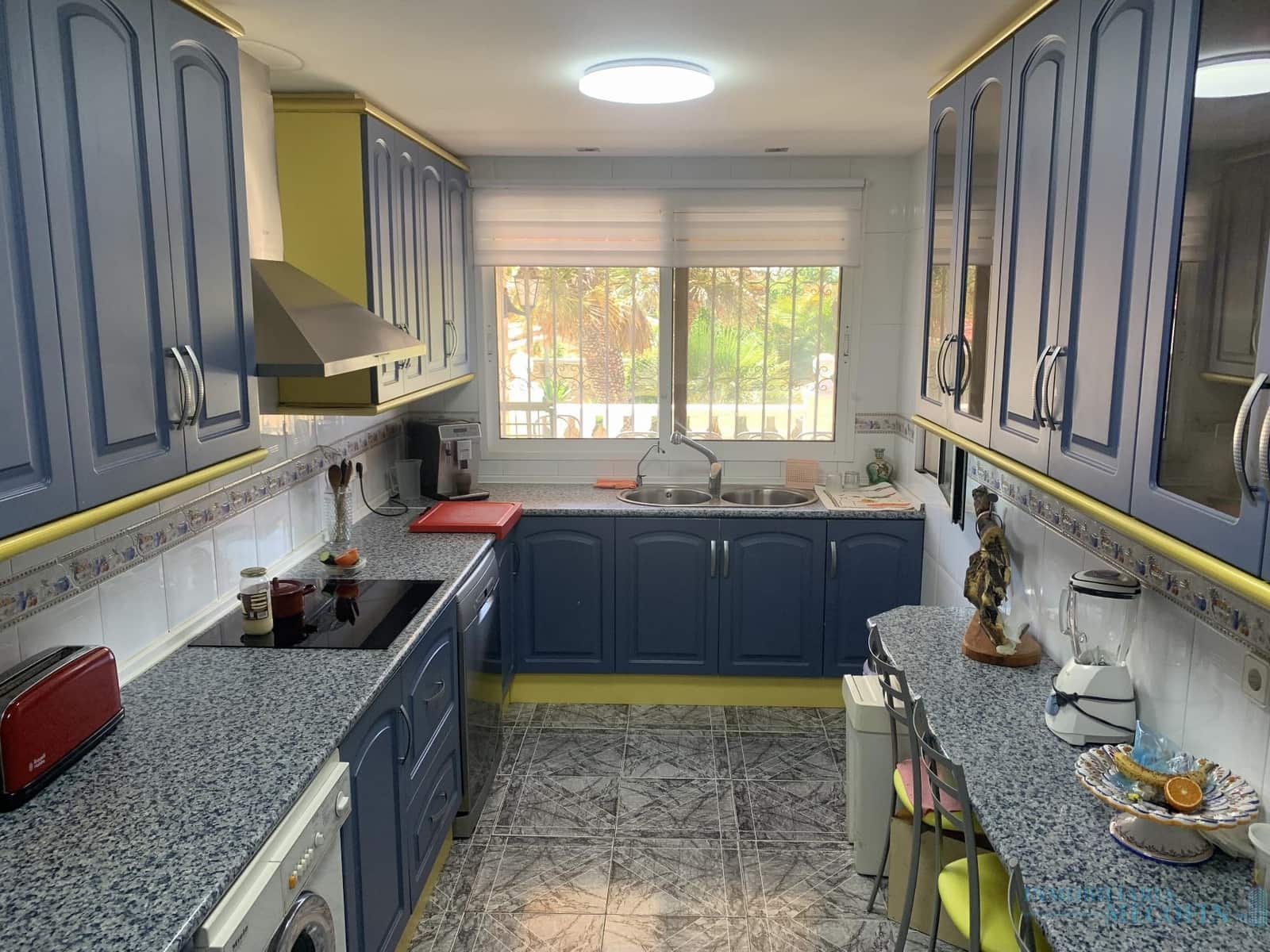 6 chambre Villa/Maison à vendre à La Nucia avec piscine garage - 625 000 € (Ref: 9674617)