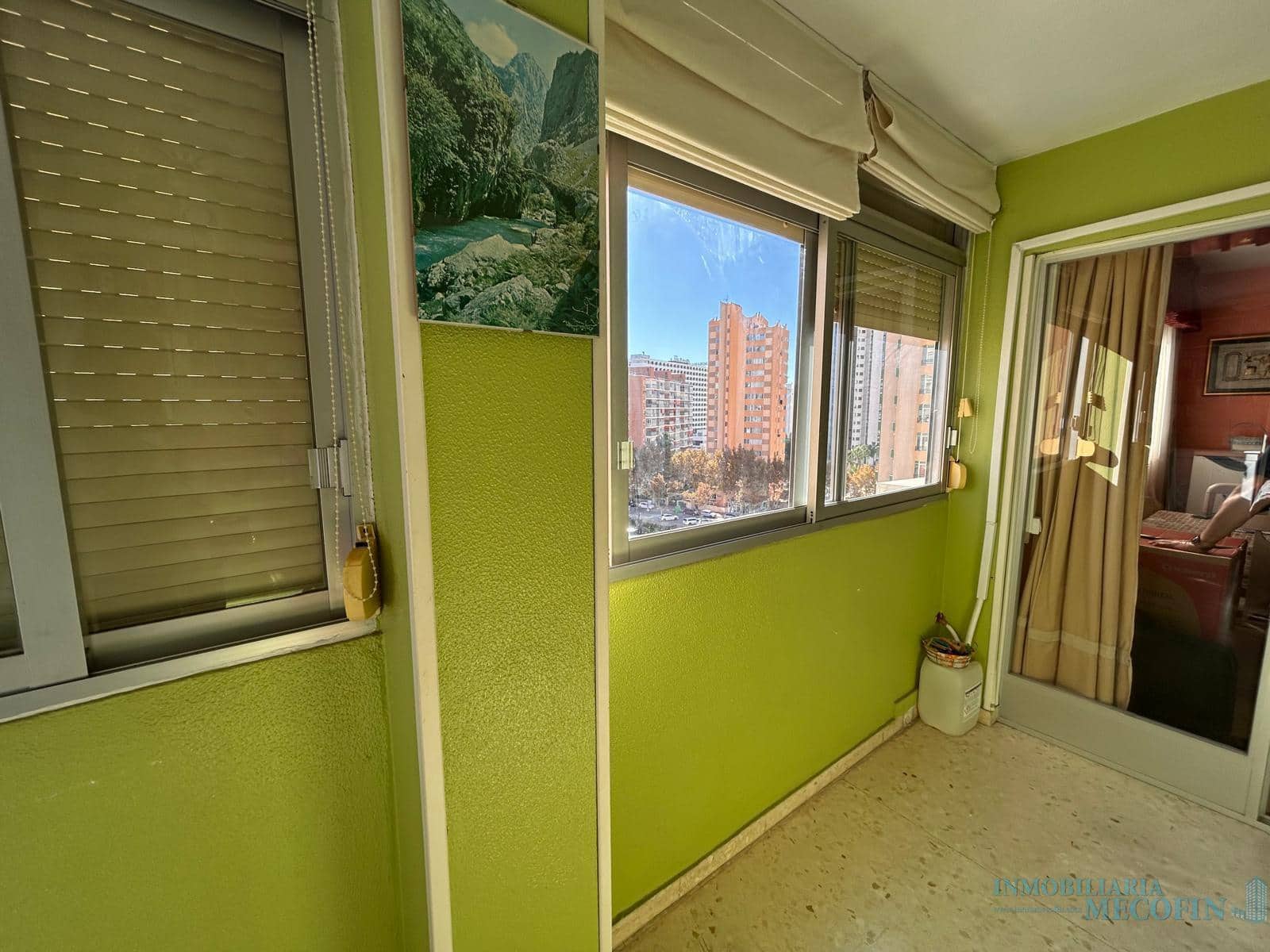 Piso de 2 habitaciones en Benidorm en venta con piscina - 255.000 € (Ref: 9674619)