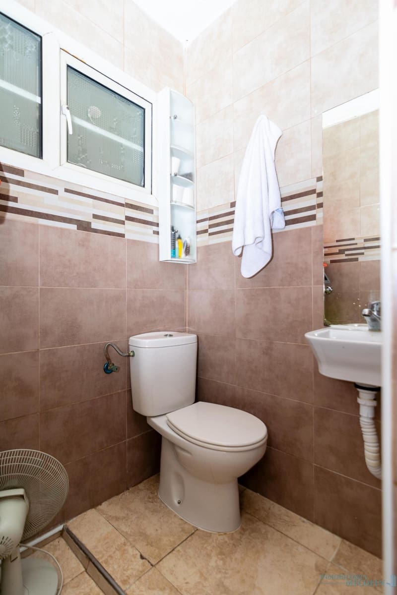 Piso de 2 habitaciones en Benidorm en venta - 195.000 € (Ref: 9674622)