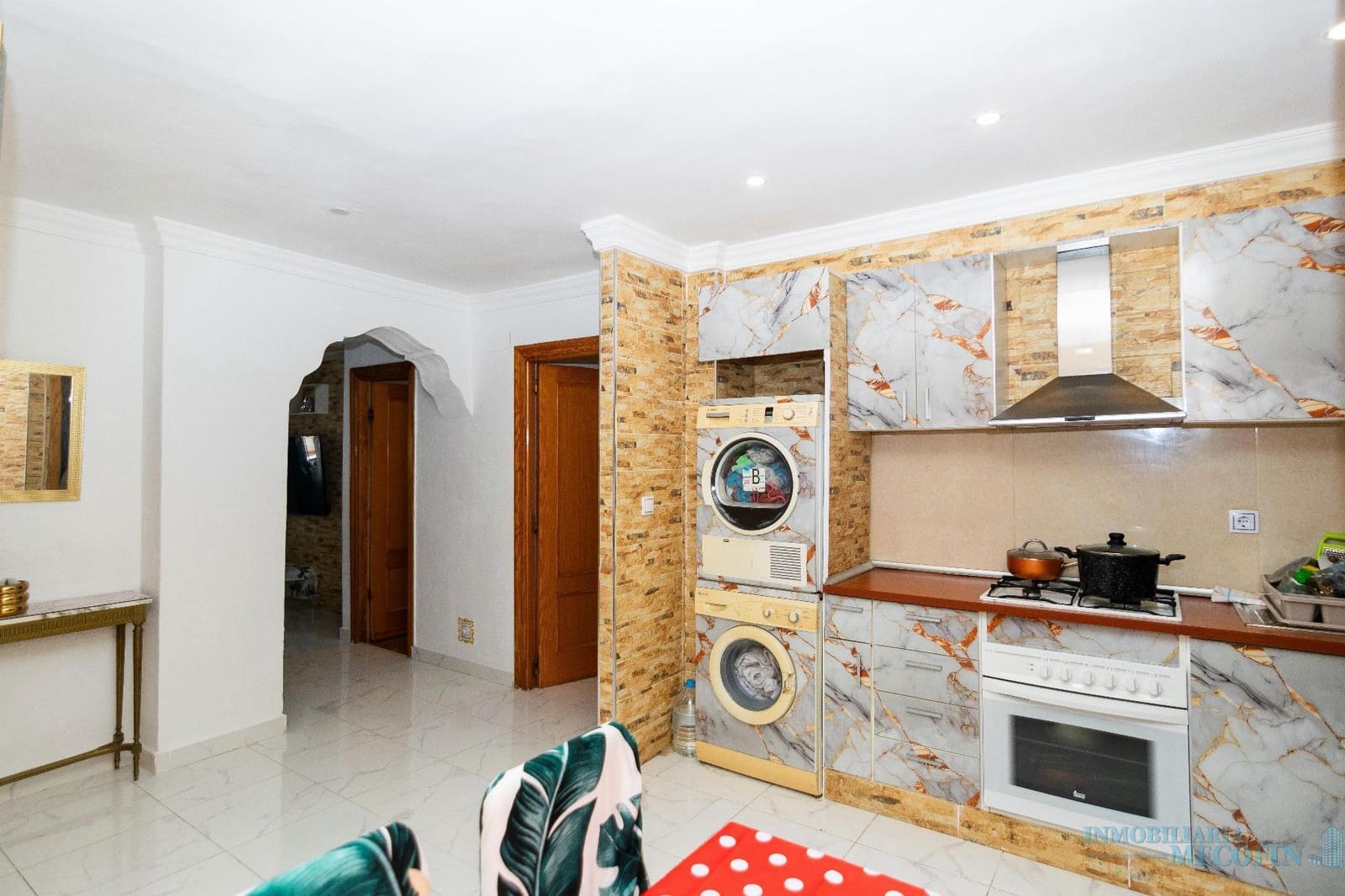 Piso de 2 habitaciones en Benidorm en venta - 195.000 € (Ref: 9674622)