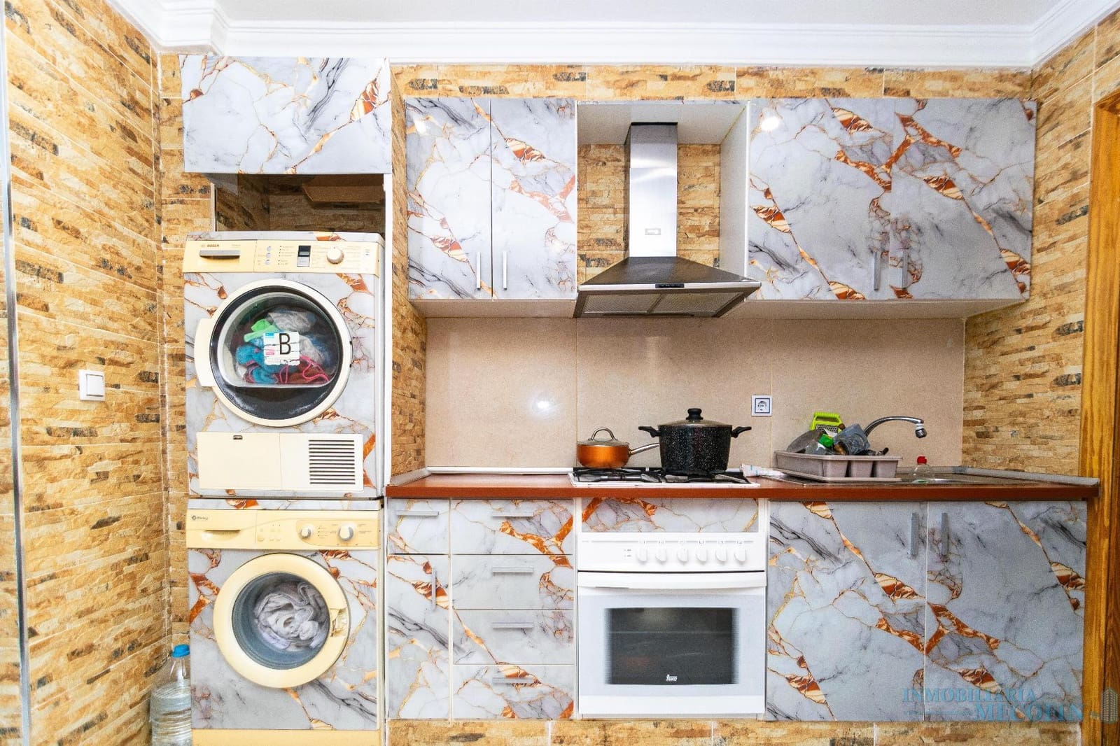 Piso de 2 habitaciones en Benidorm en venta - 195.000 € (Ref: 9674622)