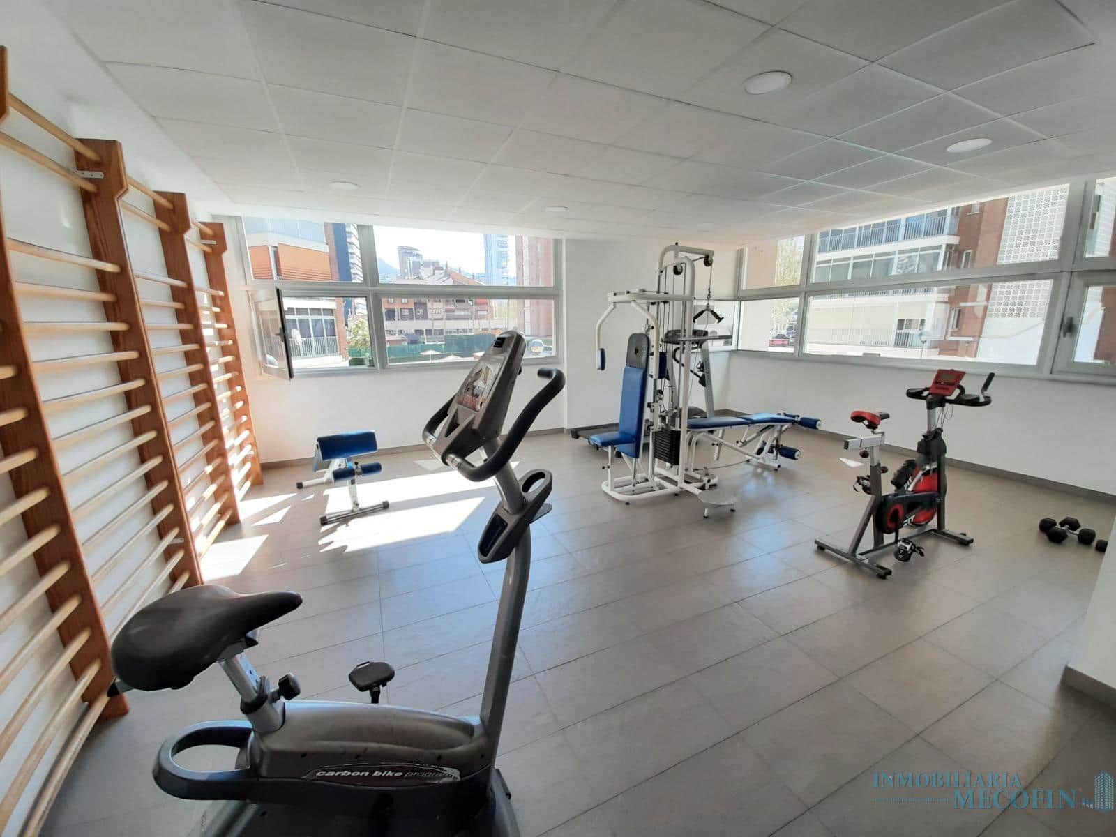 1 quarto Apartamento para venda em Benidorm com piscina - 315 000 € (Ref: 9674623)